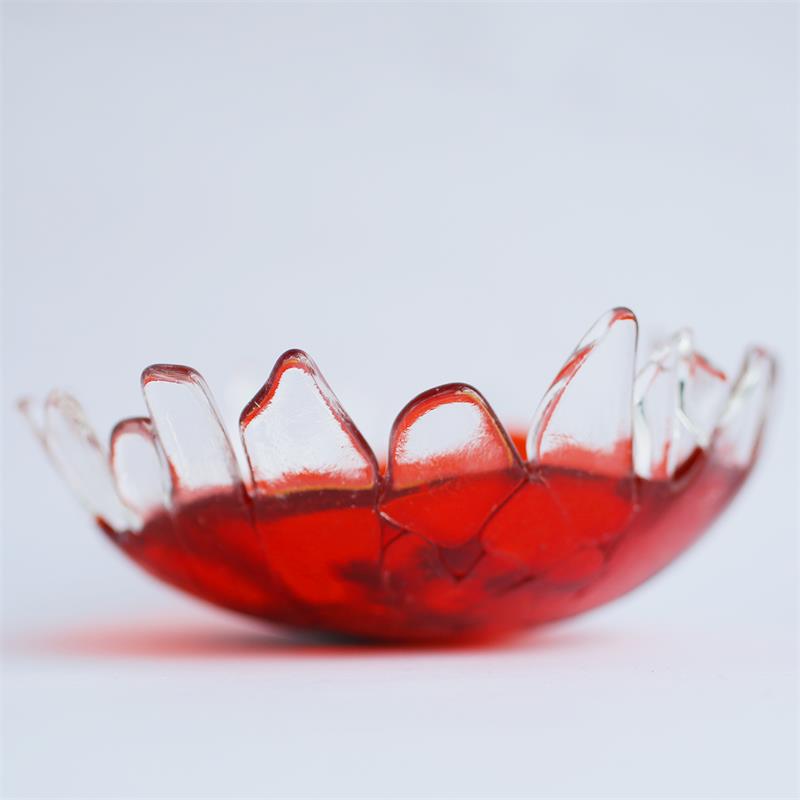 red fun fraggley fused glass bowl 