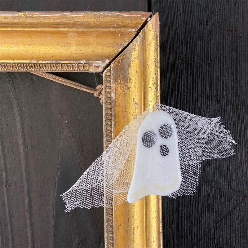 white glass ghost 