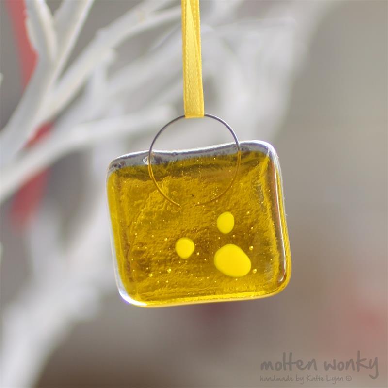 yellow fused glass nugget